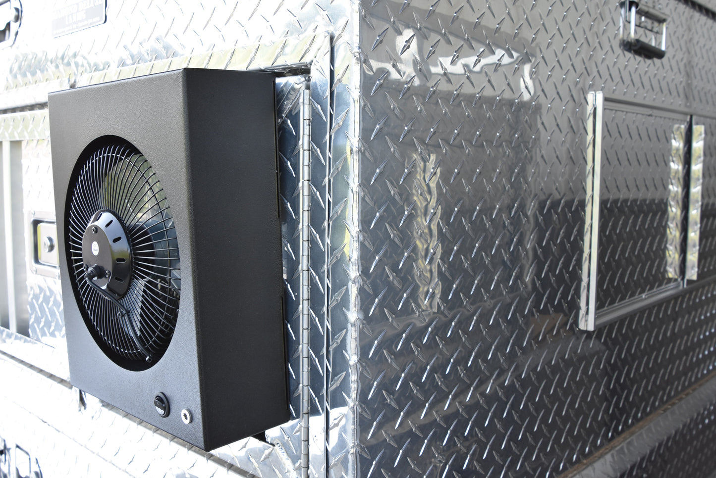 Cool Dog 9" Fan - Rechargeable